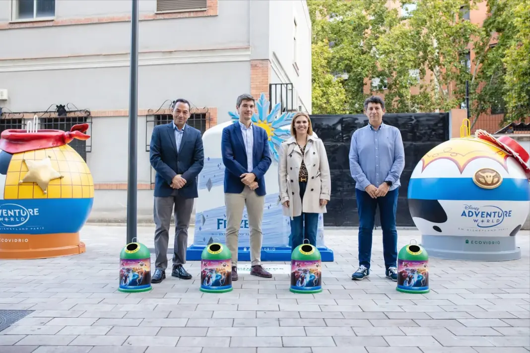 Contenedores de vidrio tematizados con Disney vuelven a Alcalá de Henares - imagen 1