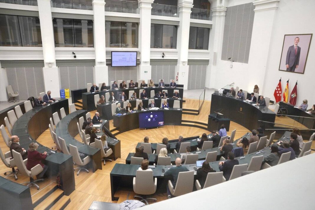 Madrid sortea a 32.715 ciudadanos para las 3.635 mesas electorales del 29N - imagen 1