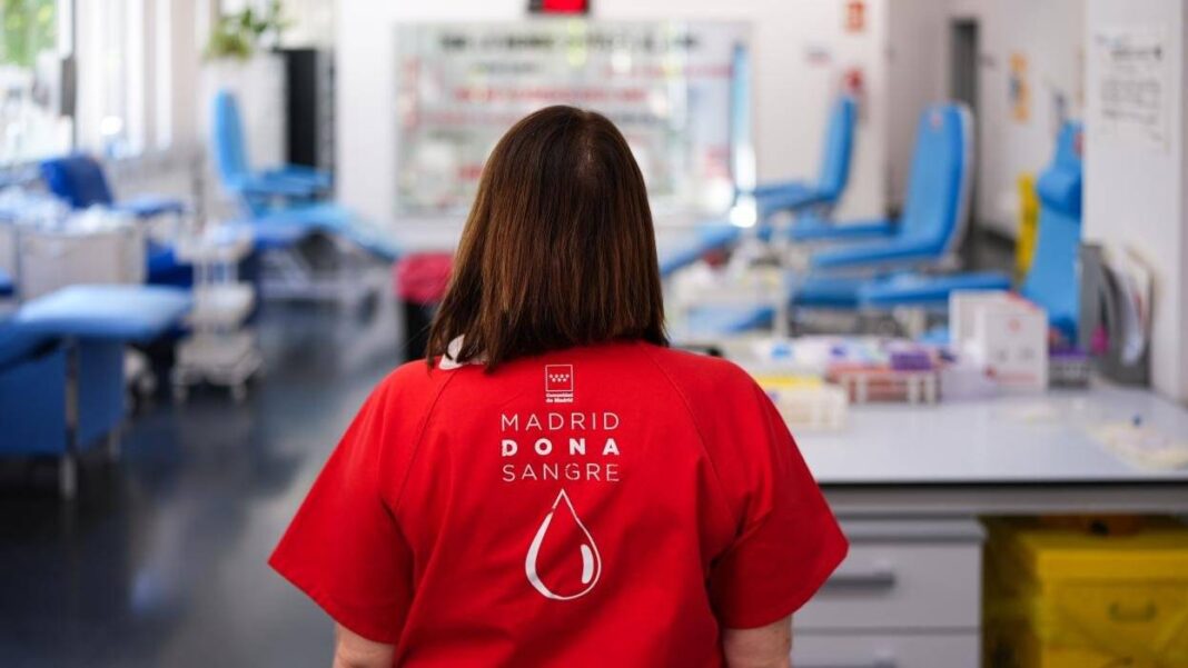 Más de 4.000 madrileños donan sangre tras el accidente ferroviario de Urda - imagen 1