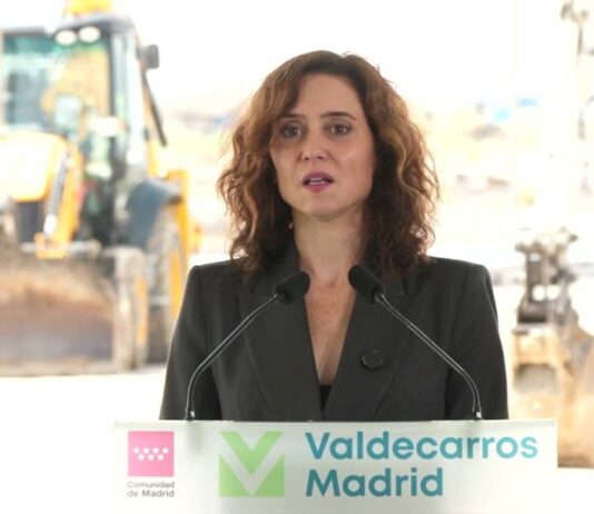 Ayuso visita Valdecarros, el mayor desarrollo urbanístico del sureste de Madrid - imagen 1