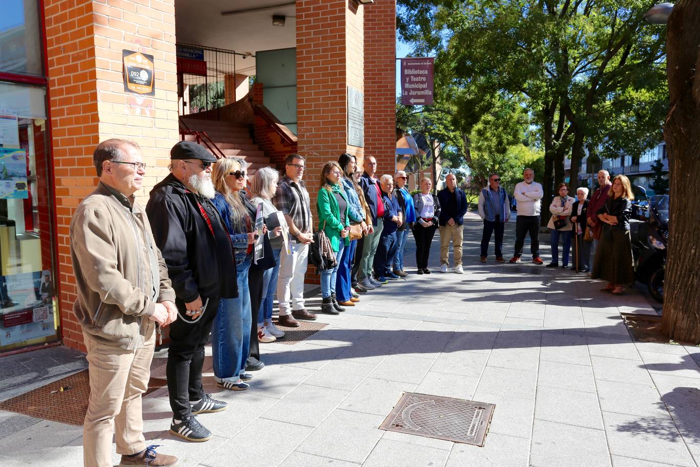 Coslada guarda un minuto de silencio por Mari Carmen Abascal, fallecida tras su desahucio