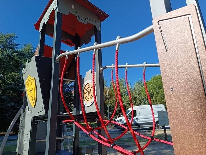 San Fernando de Henares renueva el parque infantil de la plaza de Guernica y actuará en Sánchez Ferlosio - imagen 1