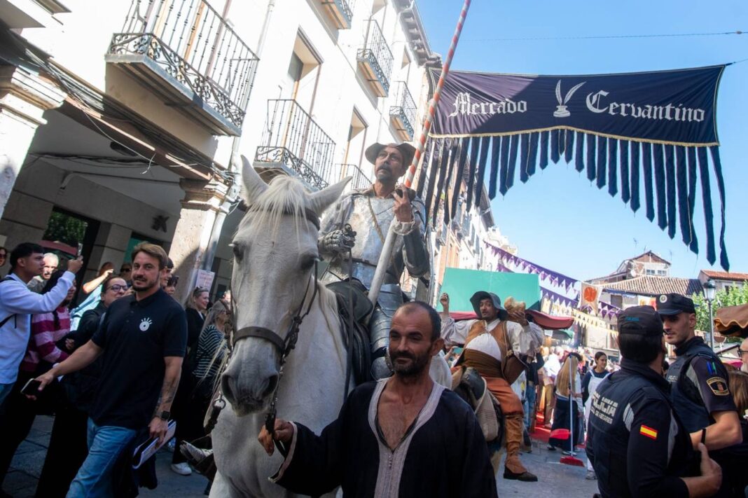 Alcalá de Henares conmemora el bautismo de Cervantes con actos culturales y premios ciudad - imagen 1