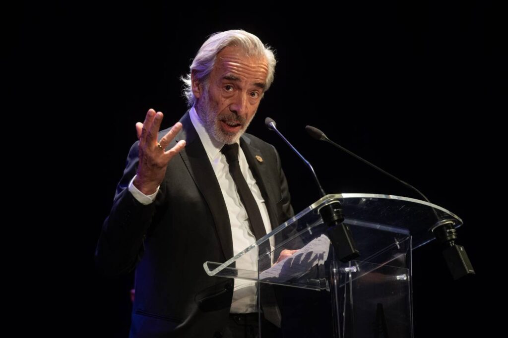 Alcalá de Henares: Imanol Arias recibe el Premio de las Artes y las Letras en los Ciudad de Alcalá - imagen 3