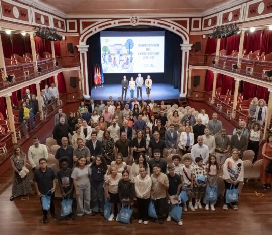 Piquet inaugura el curso escolar en Alcalá con más de 31.000 alumnos - imagen 1