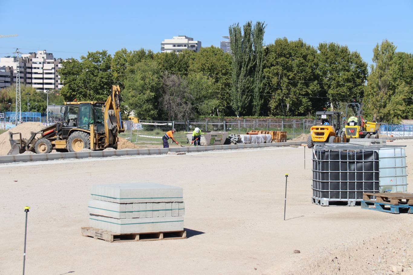 Alcalá de Henares: Continúan las obras de ampliación del aparcamiento de Jiménez de Quesada