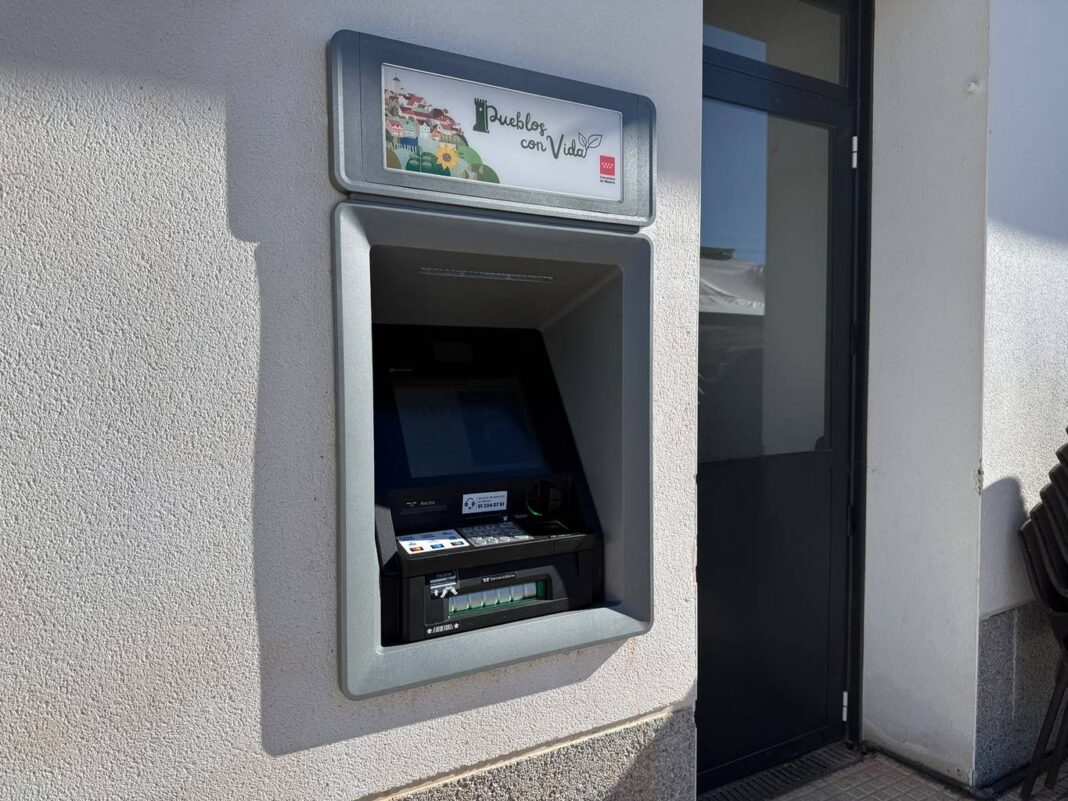 Fresno de Torote recupera su cajero automático con el programa Pueblos con Vida - imagen 1