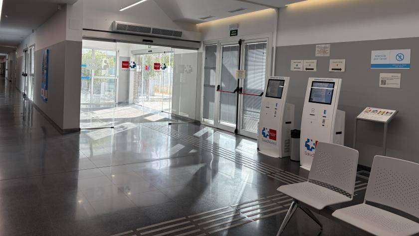 Madrid invierte 2,6 millones en modernizar pantallas y turnos en centros de salud - imagen 1