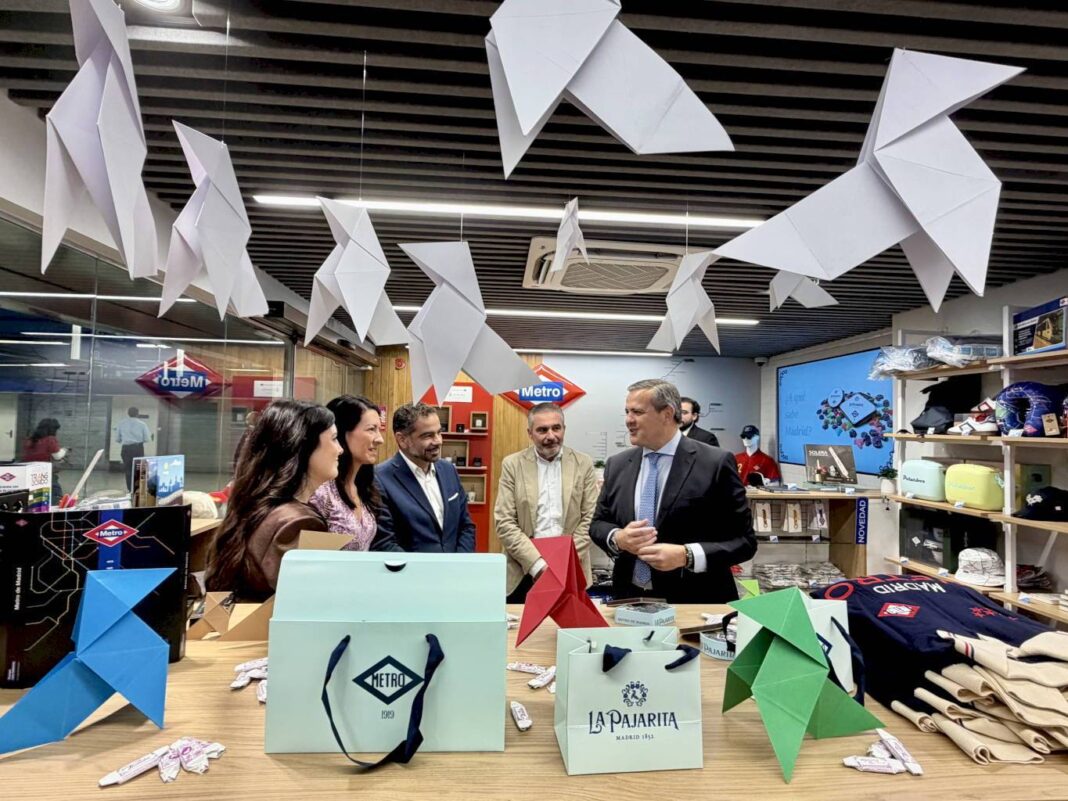Metro de Madrid y La Pajarita lanzan caramelos especiales por su aniversario - imagen 2