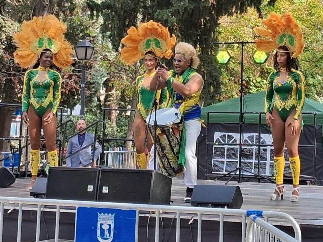 Ciudad Lineal celebra el Festival de Danzas y Músicas Hispanoamericanas en El Calero - imagen 1