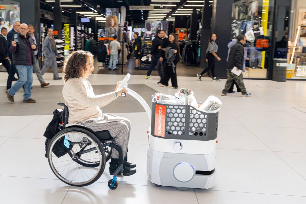 Torrejón de Ardoz: Parque Corredor prueba un robot de asistencia de Fundación ONCE - imagen 1