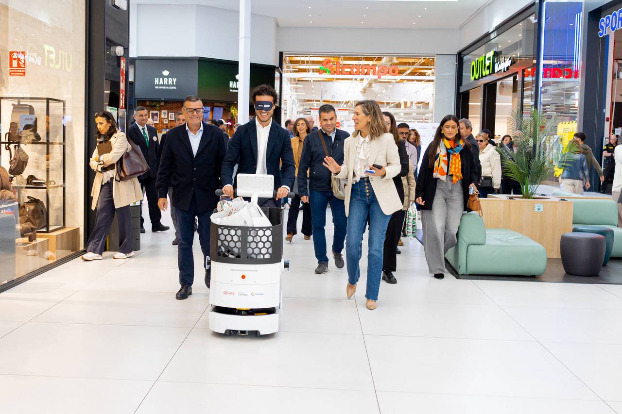 Torrejón de Ardoz: Parque Corredor prueba un robot de asistencia de Fundación ONCE