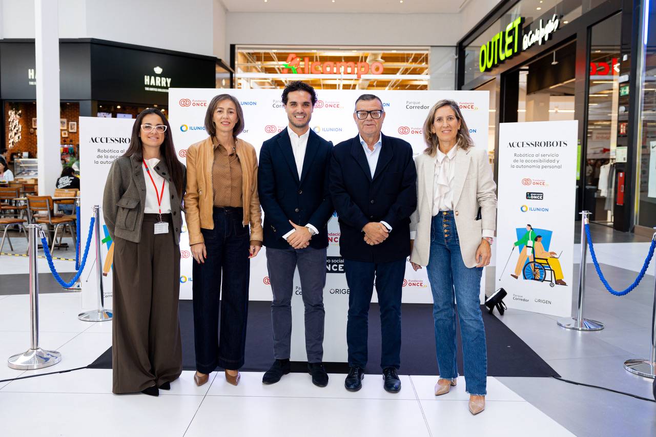 Torrejón de Ardoz: Parque Corredor prueba un robot de asistencia de Fundación ONCE