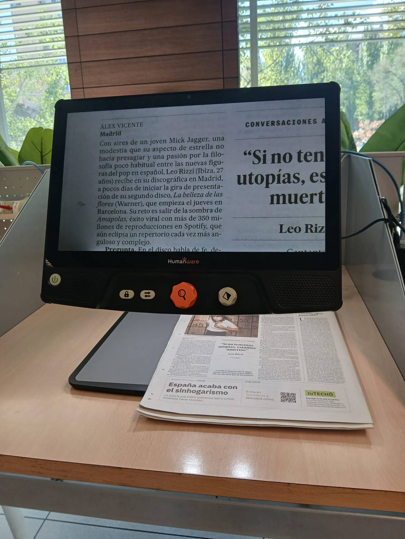 Coslada: la biblioteca Luisa Carnés adquiere dos dispositivos para personas con discapacidad visual