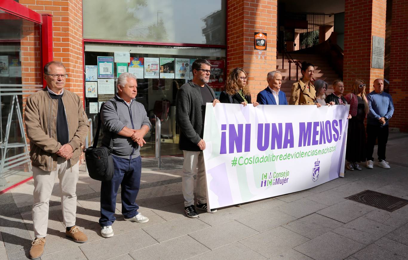 Coslada: minuto de silencio por el asesinato machista de Gloria Esperanza