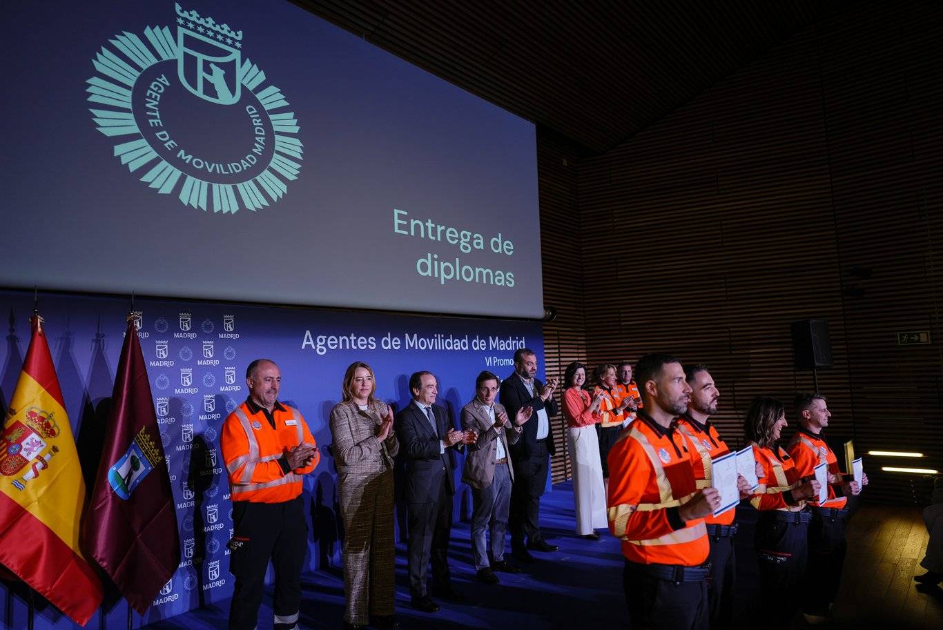 Madrid: Almeida da la bienvenida a 86 nuevos agentes de movilidad