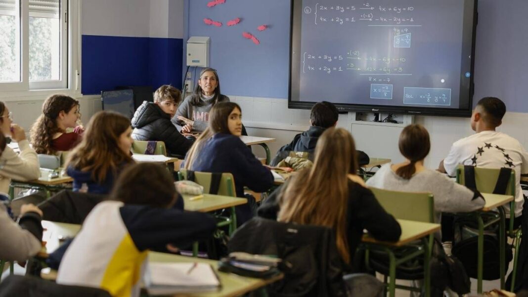 Madrid reforzará la autoridad de los docentes con un nuevo Decreto de Convivencia Escolar - imagen 1
