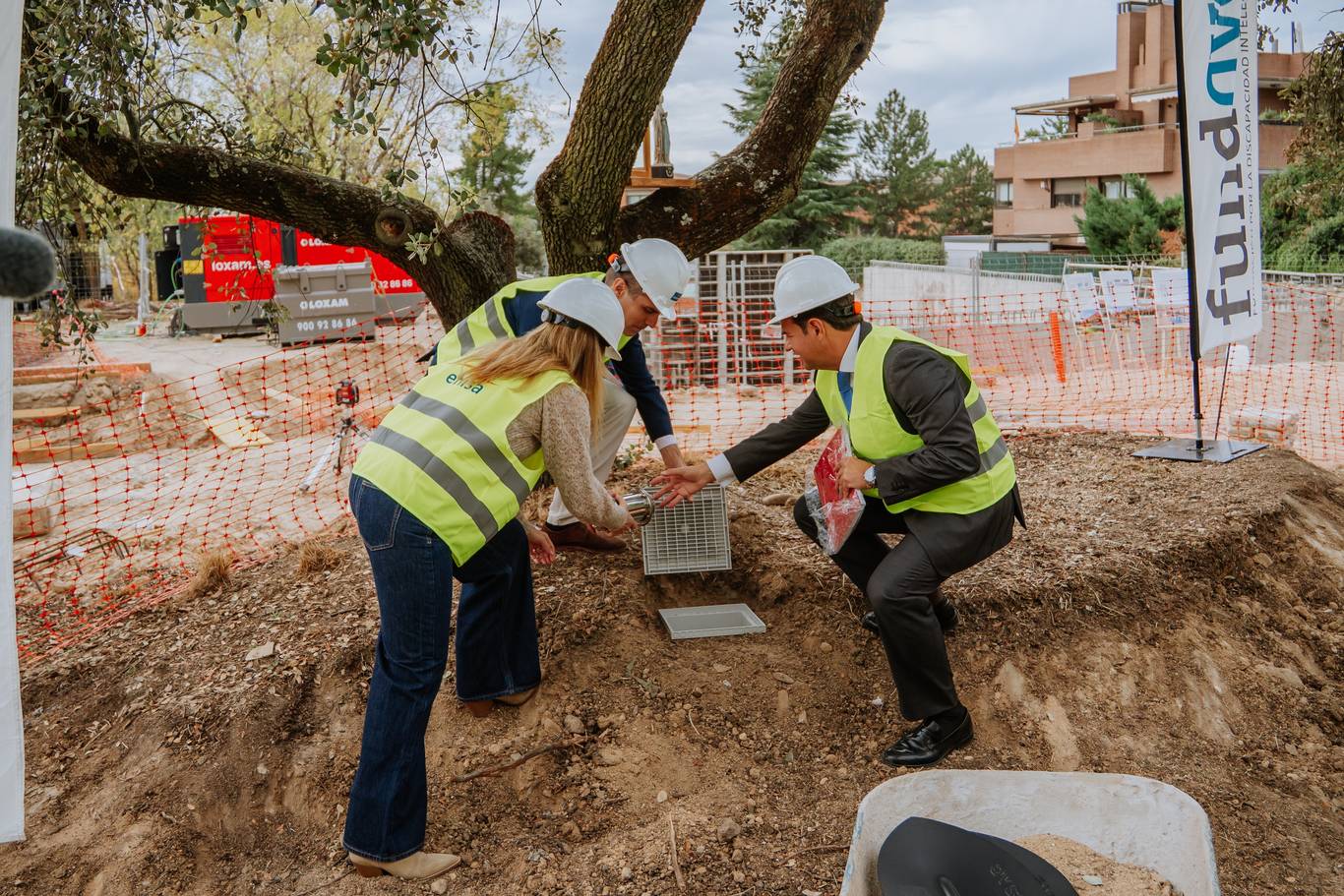 Las Rozas: primera piedra de Casa AVA para niños con trastornos neurológicos graves